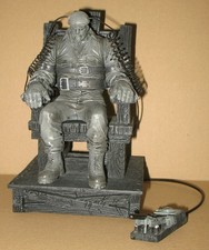 SIN CITY - Death Row Marv mit Licht und Sound Figure Figur 