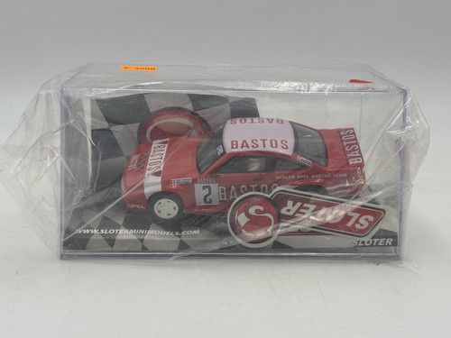 Slot auto sloter manta - 1/32,