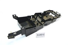 Yamaha FZ 8 Fazer RN25 BJ 2010 - Batteriehalter Kotflügel hinten A257C