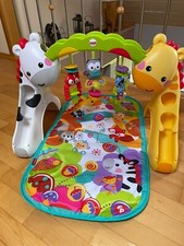 Fisher-Price 3in1 Erlebnisdecke Spielbogen Kugelbahn mit Lichtern &Musik (GLK31)