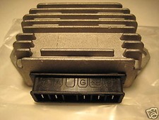 Spannungsregler 5 Anschlüsse