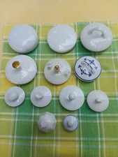 Konvolut 12 alte Deckel Porzellan groß klein Strohmuster Goldknauf Puppenkanne