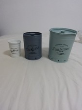 Behälter Für Kartoffeln  , Zwiebeln  Und Knobloch