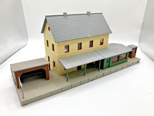 Piko bahnhof neustadt - piko,