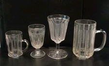 4 antike Pressglas Vintage Gläser Bierseidel Sektglas Saftglas Wasserglas