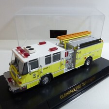 Code3 1:64 Glendale Pierce Quantum Pumper 24 - Lime (12756), in PC-Box EB5351