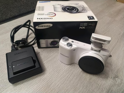 Samsung 2000 3mp - 2000, 20.3mp