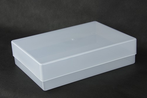 Aufbewahrungsbox und deckel - und,