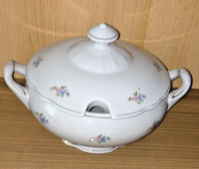 Suppenterrine mit Deckel