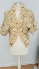 Ausgefallene Kurz-Strickjacke mit Echtfell Gr. M/S