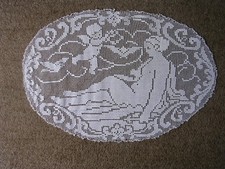 HANDARBEIT antik - geklöppelt / HANDARBEITSBILD Deckchen - oval / 52cm x 35cm