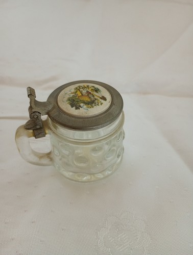 Schnapsglas mit zinndeckel - mit,