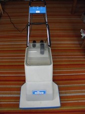 Nilco Teppichreinigungsmaschine 