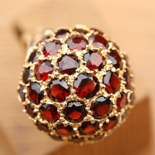 Massiver gelbgold granat - kt,