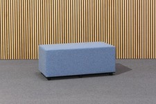 Neuwertiger Hocker Sitzhocker