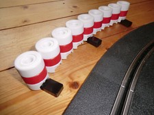 1x Reifenstapel 21130 mit 3 Haltern  Carrera Digital 132 124 Evolution  - NEU -