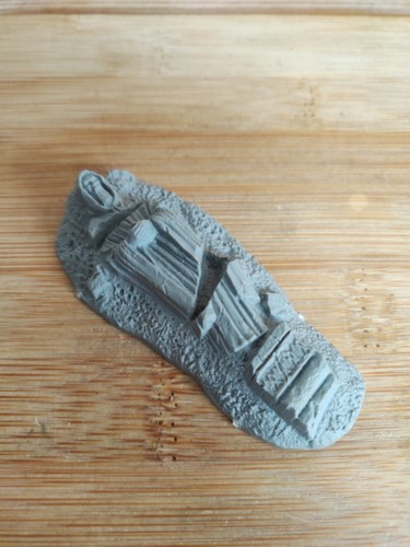 Middle earth ruinen - middle, b