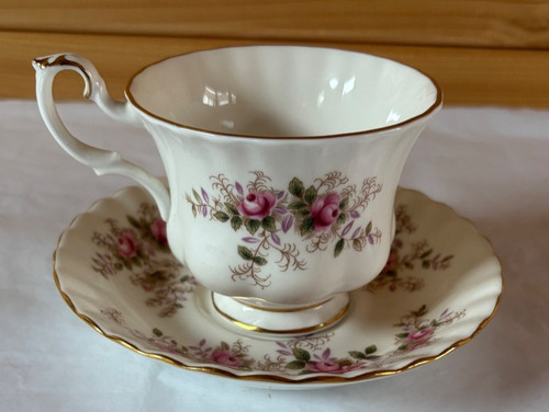 Vintage royal albert - royal, bone