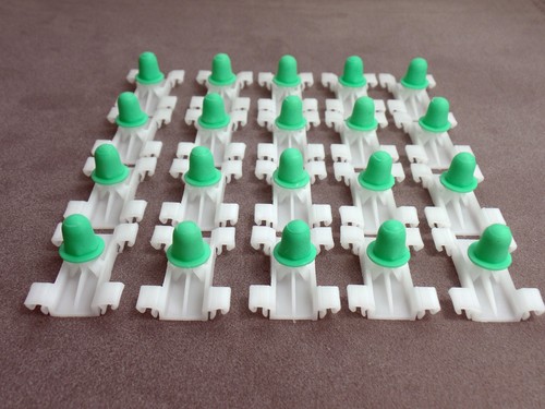 20x zierleisten klammer clips - 20x,