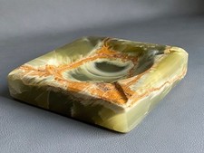 Marmor Onyx Aschenbecher mit intensiven Farben grün braun