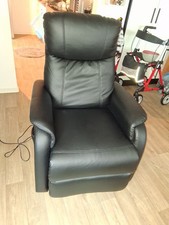 Fernsehsessel mit Aufstehhilfe