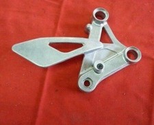 Yamaha TZR 125 Fußrastenhalter vorne rechts Fußrastenplatte 4DL-F7443-01 A2380