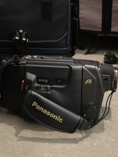 Panasonic S-VHS-C Camcorder NV-VS7E