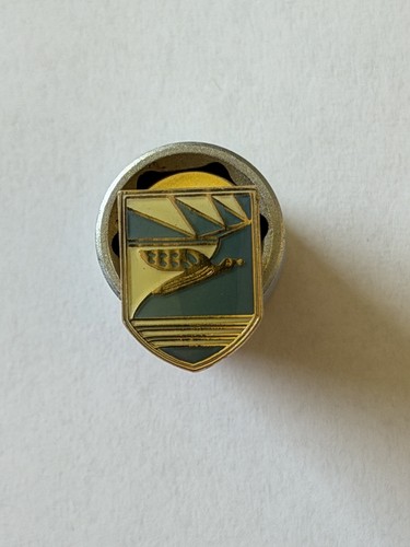Pin marine - -,