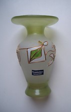 dekorative grünliche