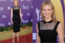 Ärmelloses schwarzes wadenlanges Abendkleid Clubwear-Stil mit Kragen