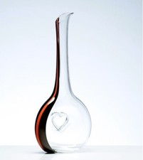 RIEDEL DEKANTER  * BLACK TIE BLISS ROT - HERZ *   WEINDEKANTER- MUNDGEBLASEN