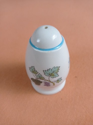 Spode pfefferstreuer im - spode, "