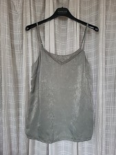 glänzendes Spitzen-Top/