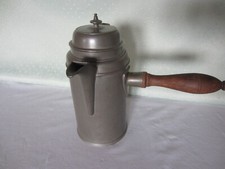 antike Zinn-Schokoladenkanne, mit Scharnierdeckel, punziert (1120g), um 1870