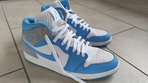 Nike air jordan mid - air,