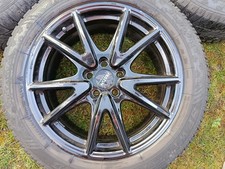 Alufelgen mit Winterbereifung