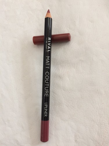 Rival loop matt couture - de, lip