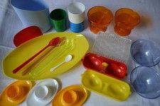Konvolut DDR Haushalt Plaste Geschirr Eierbecher Kompottschalen 70er/80er Deko