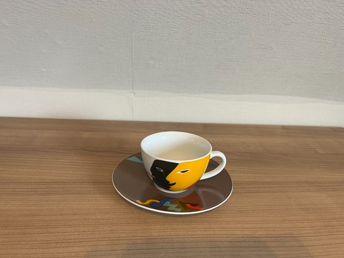 Neuwertige cappuccinotasse mit - cappuccinotasse,