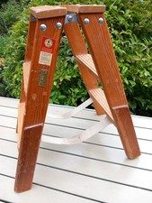 alte Holzleiter Bockleiter Klappleiter Blumenampel Blumenleiter 3 Stufenleiter