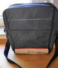 kleine blaue Tennistasche , Sporttasche , gebraucht , Collezione Borse Successo