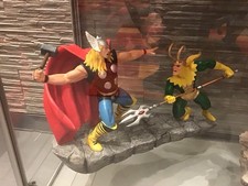 SAMMLUNGSAUFLÖSUNG, Thor vs