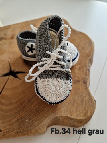 Babychucks gehäkelt hell - gehäkelt,
