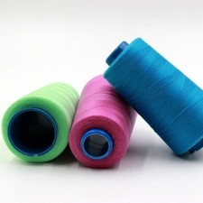 Gewachste Spule Nähgarn