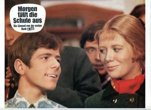 Morgen fällt die schule - fÄllt,