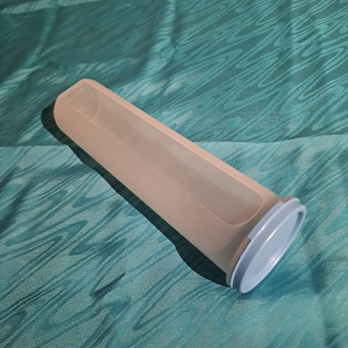 TUPPERWARE