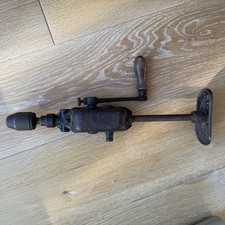 Antike Handbohrmaschine Handkurbel Bohrer Brustleier Antikwerkzeug