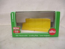 x-90093	Siku Farmer 1:32 2055 Planierschild, sehr guter Zustand
