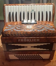 Akkordeon Bambi  Musikschule Fröhlich - Balg müsste getauscht werden