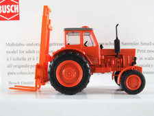 Busch 51353 Belarus MTS-50 (1961) mit Hecklift TVE 3200 1:87/H0 NEU/OVP